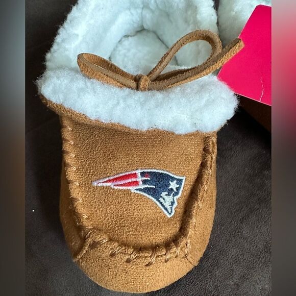 NFL kids New England Patriots moccasins size 3-4 M - Picture 7 of 9